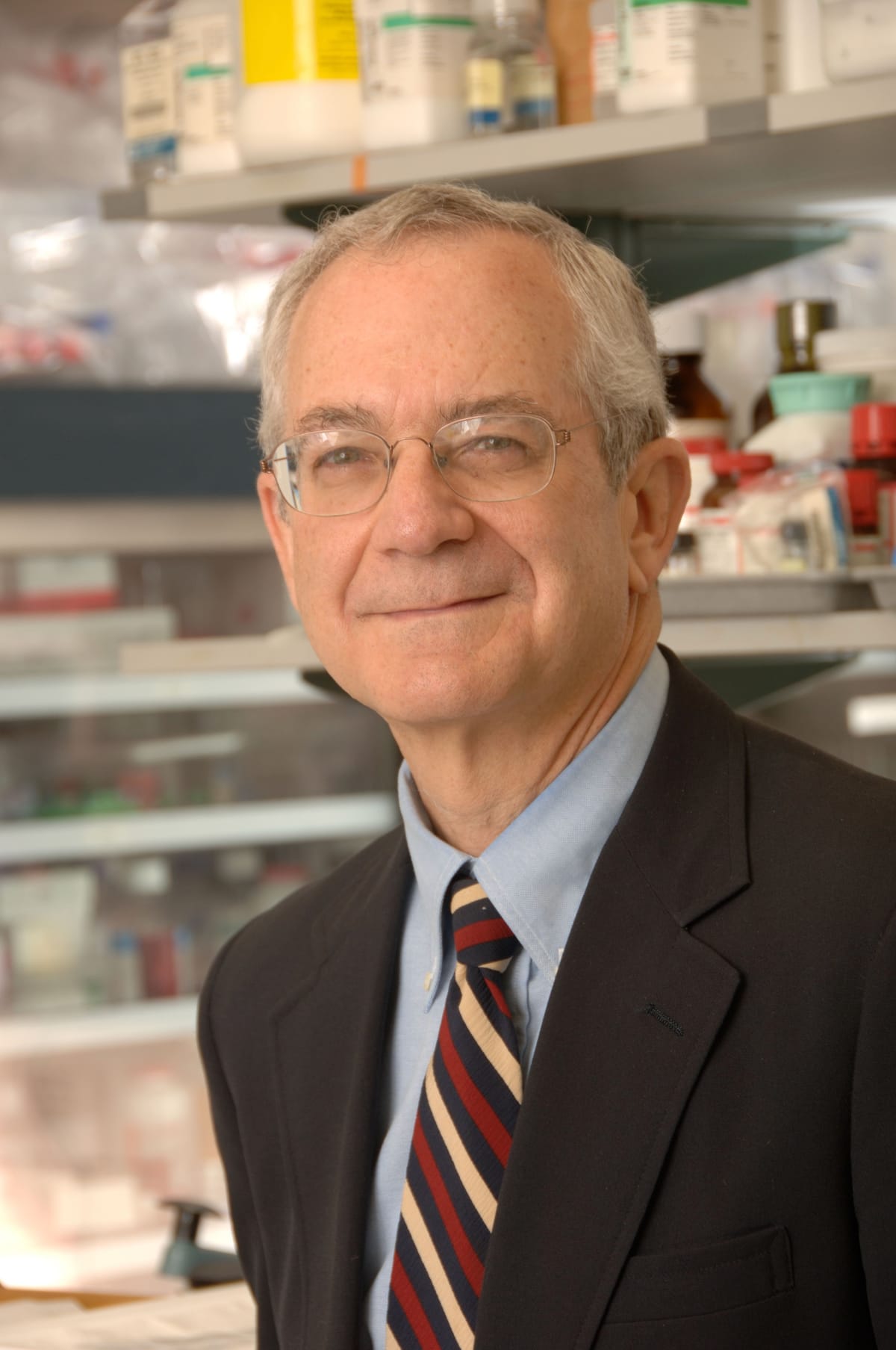 Turning the Tides of the AIDS Pandemic — Alumni Profile, Robert Yarchoan ’71